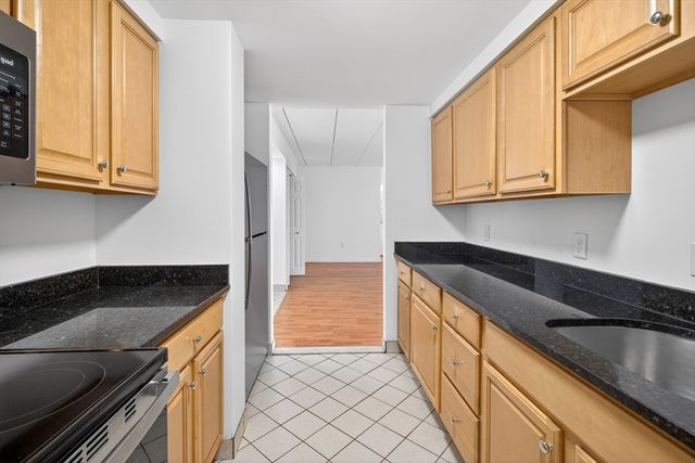 200 Captains Row 202, Chelsea, MA 02150
