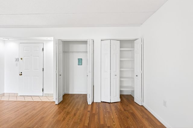 200 Captains Row 202, Chelsea, MA 02150