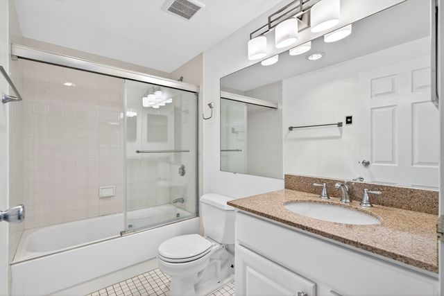 200 Captains Row 202, Chelsea, MA 02150