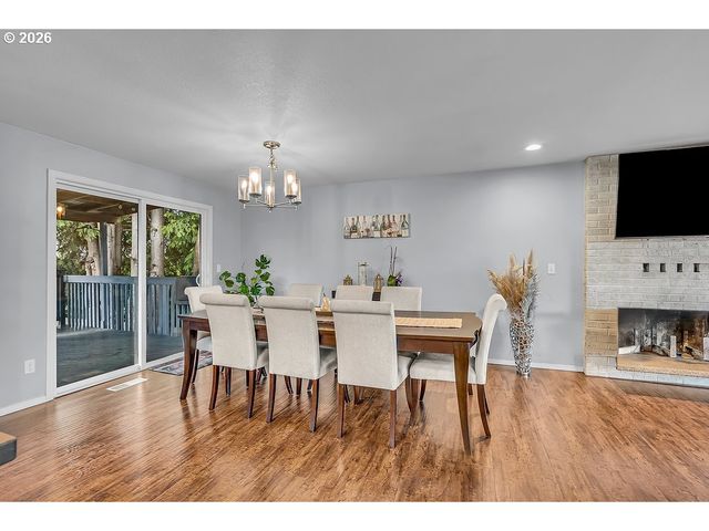 3893 Sw 4TH St, Gresham, OR 97030