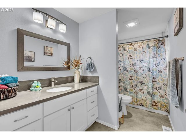 3893 Sw 4TH St, Gresham, OR 97030