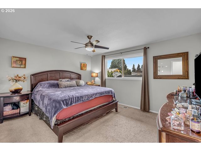 3893 Sw 4TH St, Gresham, OR 97030