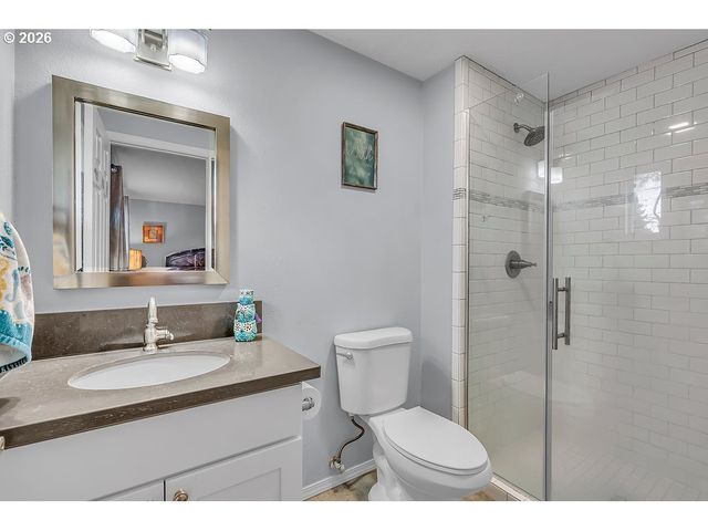 3893 Sw 4TH St, Gresham, OR 97030