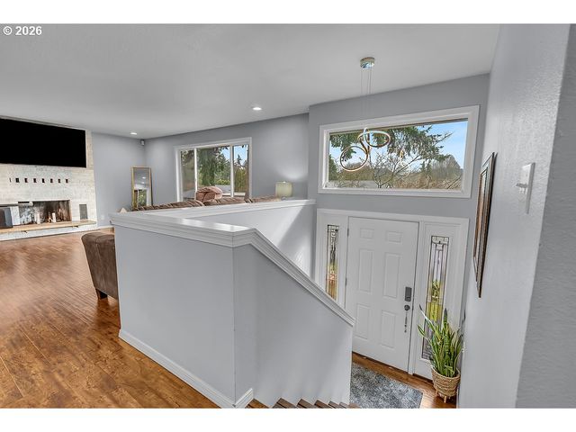 3893 Sw 4TH St, Gresham, OR 97030