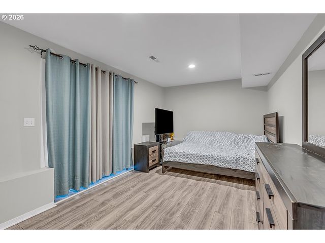 3893 Sw 4TH St, Gresham, OR 97030