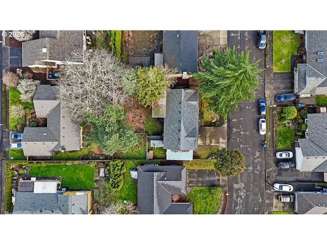 3893 Sw 4TH St, Gresham, OR 97030