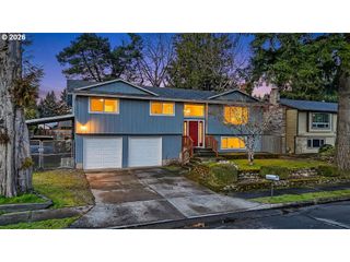 3893 Sw 4TH St, Gresham, OR 97030
