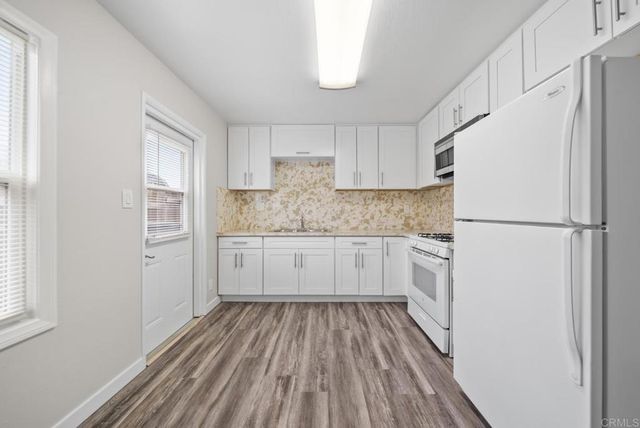 1916 Skyline Drive, Lemon Grove, CA 91945