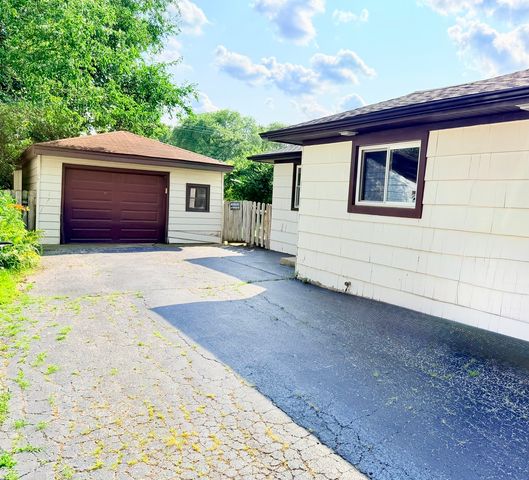 2109 Park Street, Rolling Meadows, IL 60008