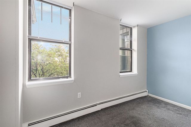 120 Seward Street, Detroit, MI 48202