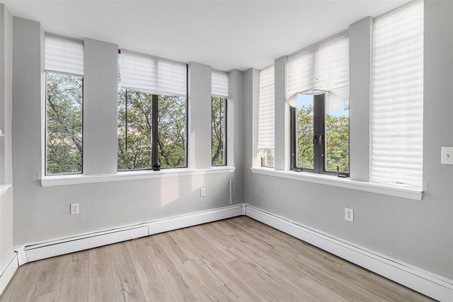 120 Seward Street, Detroit, MI 48202