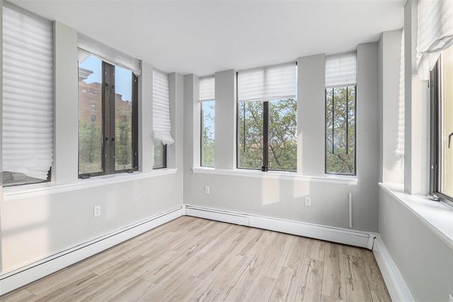 120 Seward Street, Detroit, MI 48202