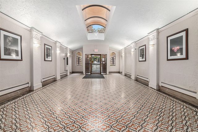 120 Seward Street, Detroit, MI 48202