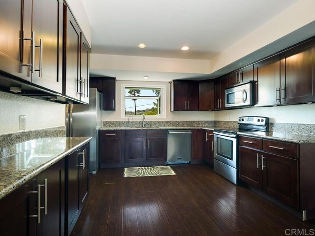 4880 San Jacinto Circle East, Fallbrook, CA 92028