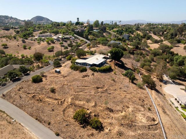 4880 San Jacinto Circle East, Fallbrook, CA 92028