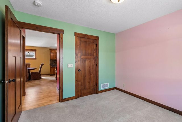 2314 Rangeview Lane, River Falls, WI 54022