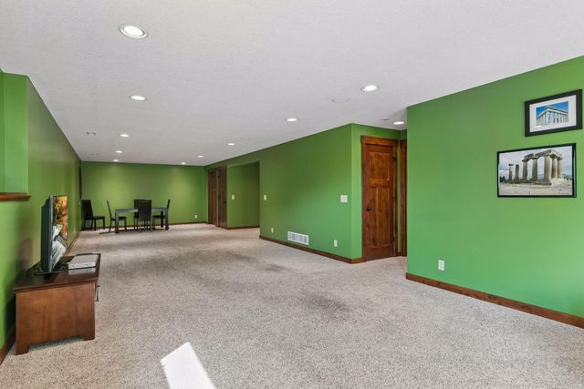 2314 Rangeview Lane, River Falls, WI 54022