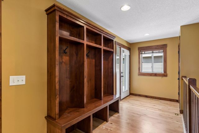 2314 Rangeview Lane, River Falls, WI 54022