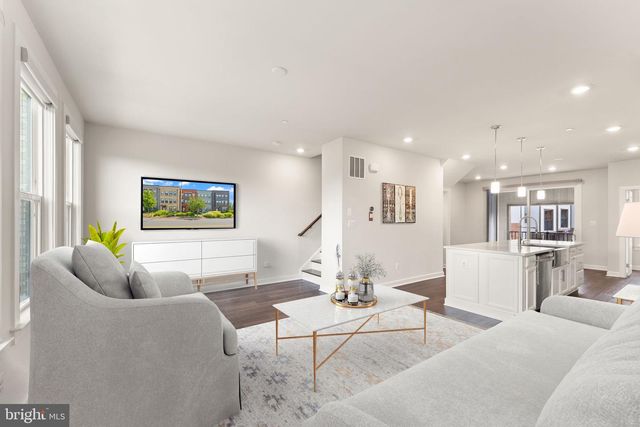 12994 HATTONTOWN SQ, Herndon, VA 20171
