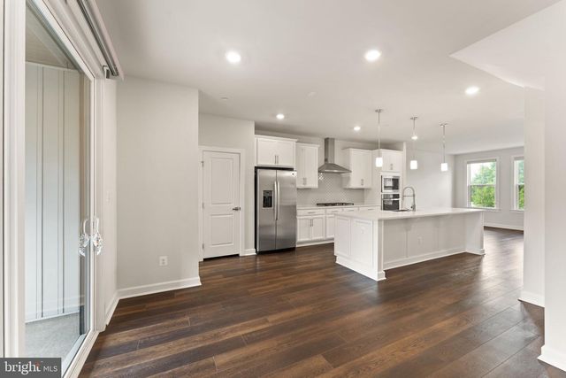 12994 HATTONTOWN SQ, Herndon, VA 20171