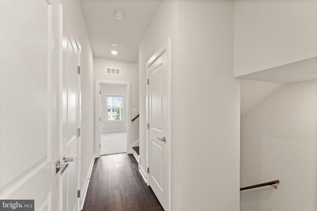 12994 HATTONTOWN SQ, Herndon, VA 20171