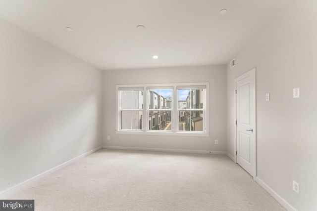 12994 HATTONTOWN SQ, Herndon, VA 20171