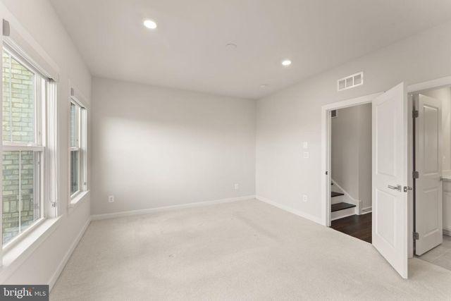 12994 HATTONTOWN SQ, Herndon, VA 20171