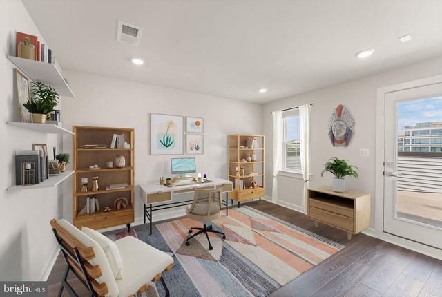 12994 HATTONTOWN SQ, Herndon, VA 20171