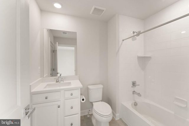 12994 HATTONTOWN SQ, Herndon, VA 20171