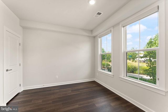 12994 HATTONTOWN SQ, Herndon, VA 20171