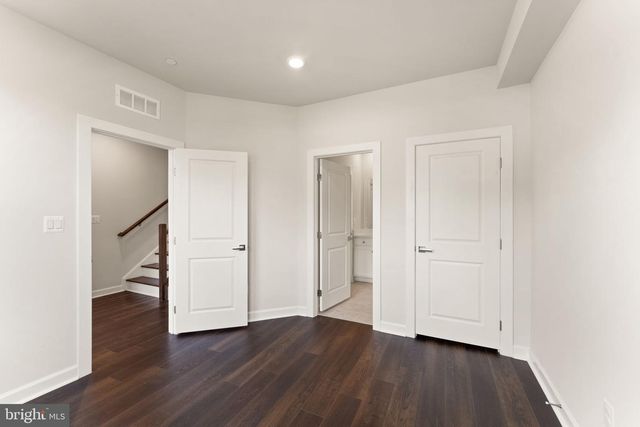 12994 HATTONTOWN SQ, Herndon, VA 20171
