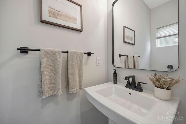 1343 Springfield Drive, Harrison, OH 45030