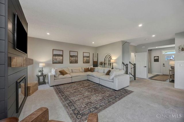 1343 Springfield Drive, Harrison, OH 45030