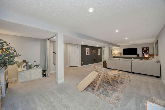 1343 Springfield Drive, Harrison, OH 45030