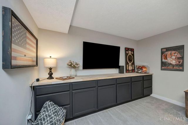 1343 Springfield Drive, Harrison, OH 45030