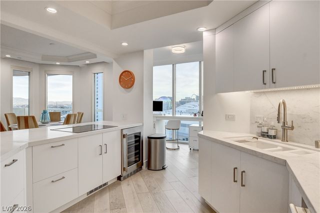 2857 Paradise Road 1405, Las Vegas, NV 89109