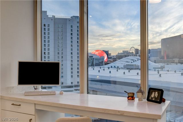 2857 Paradise Road 1405, Las Vegas, NV 89109