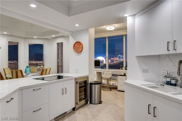 2857 Paradise Road 1405, Las Vegas, NV 89109