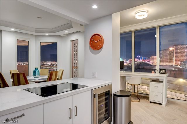 2857 Paradise Road 1405, Las Vegas, NV 89109