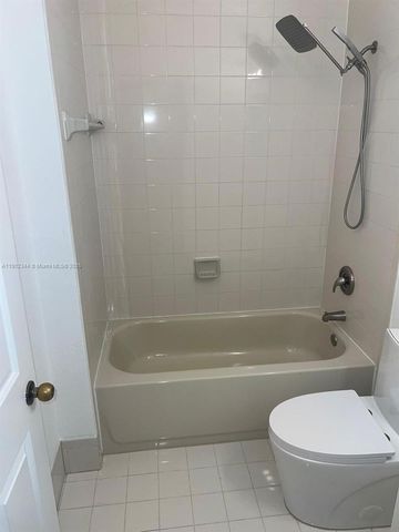 2466 SE 15th Pl 337, Homestead, FL 33035