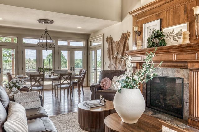 7157 Fm 1697, Carmine, TX 78932