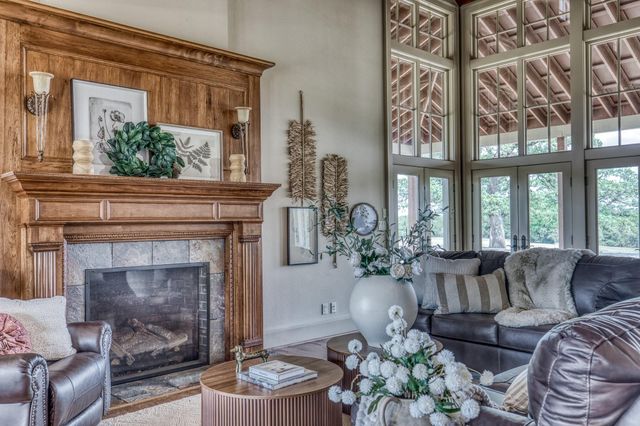 7157 Fm 1697, Carmine, TX 78932