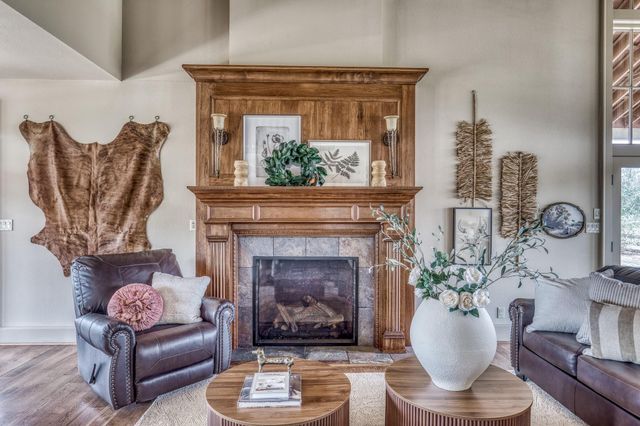 7157 Fm 1697, Carmine, TX 78932