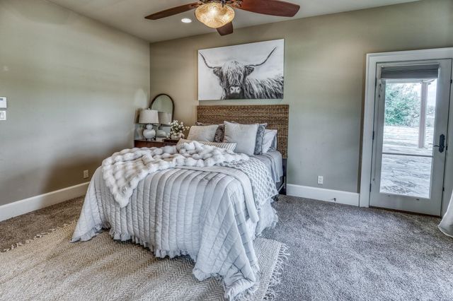 7157 Fm 1697, Carmine, TX 78932