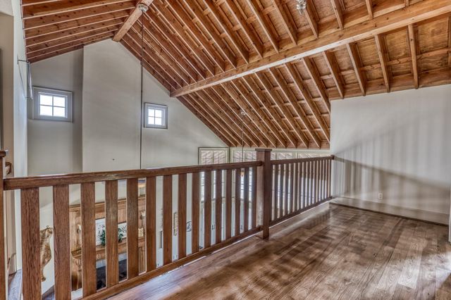 7157 Fm 1697, Carmine, TX 78932