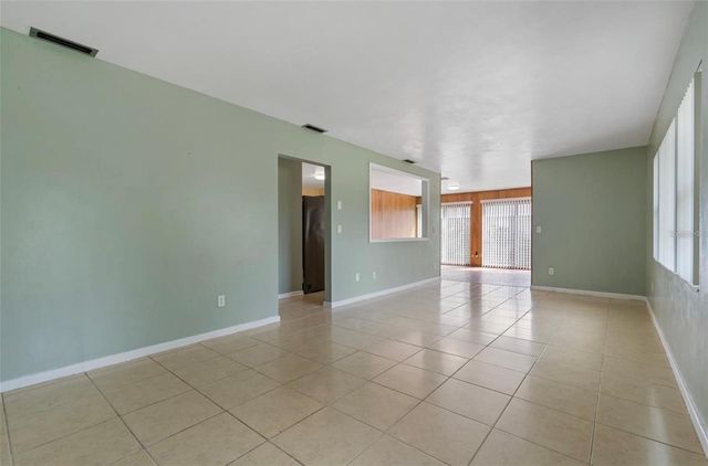 2285 AVENUE C SW, Winter Haven, FL 33880