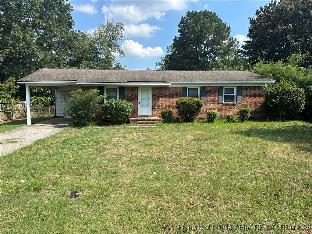 6517 Portsmouth Drive, Fayetteville, NC 28314