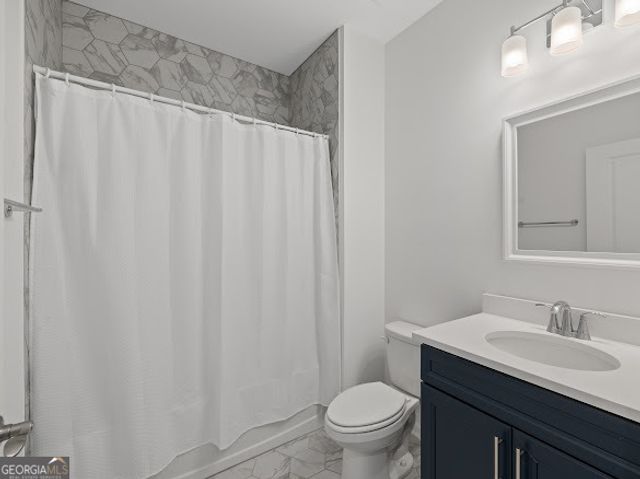 1300 Starboard Way, Greensboro, GA 30642