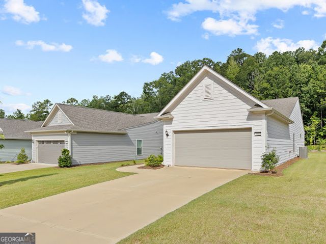 1300 Starboard Way, Greensboro, GA 30642