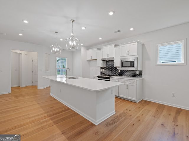 1300 Starboard Way, Greensboro, GA 30642